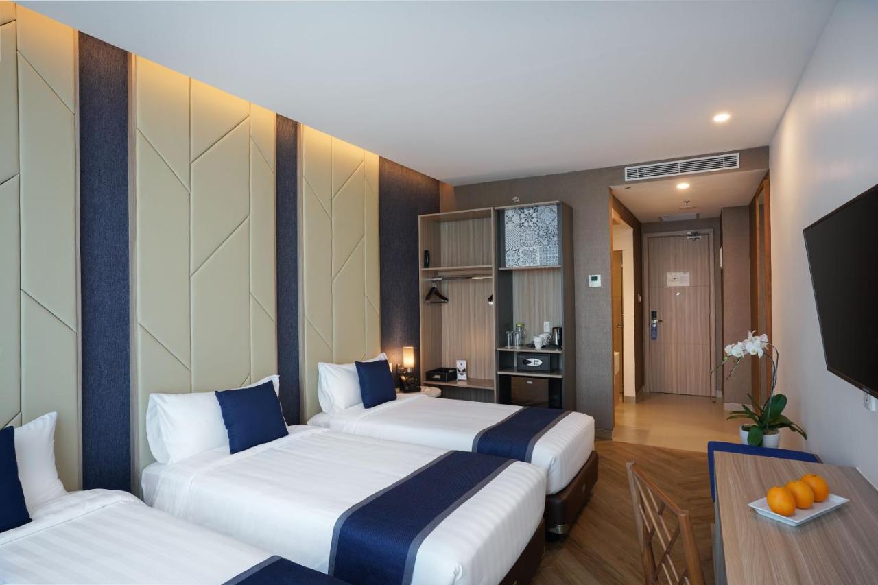 Aston Kemayoran City Hotel Jakarta Exterior photo