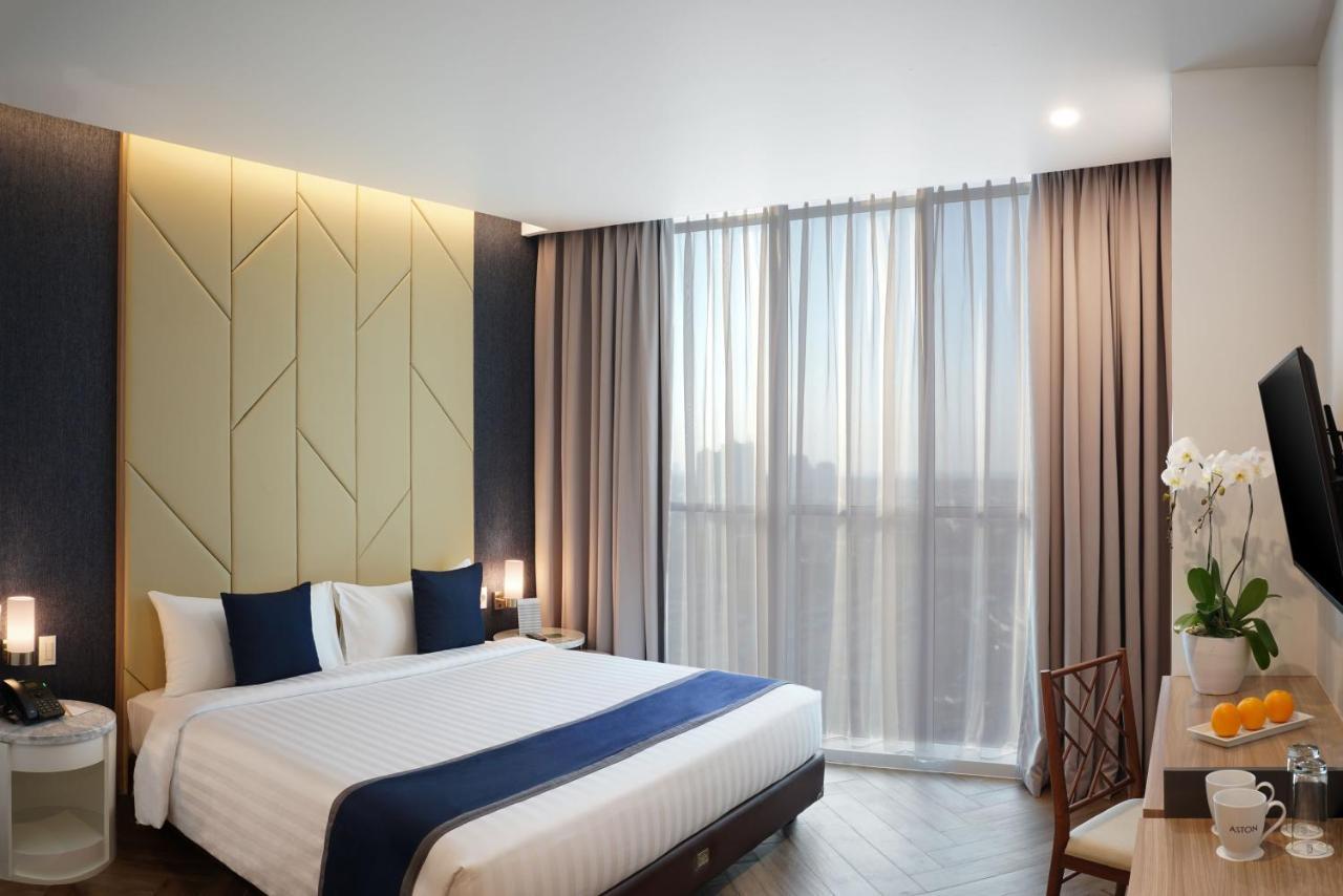 Aston Kemayoran City Hotel Jakarta Exterior photo